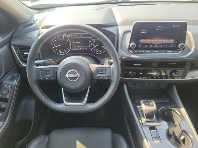 Certified 2024 Nissan Rogue SV w/ SV Premium Package FWD image 16