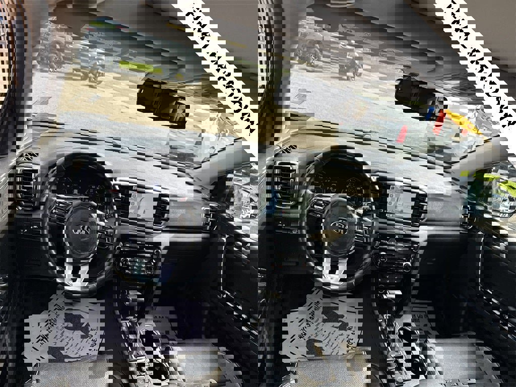 Used 2021 Kia Sportage EX w/ EX Technology Package image 14