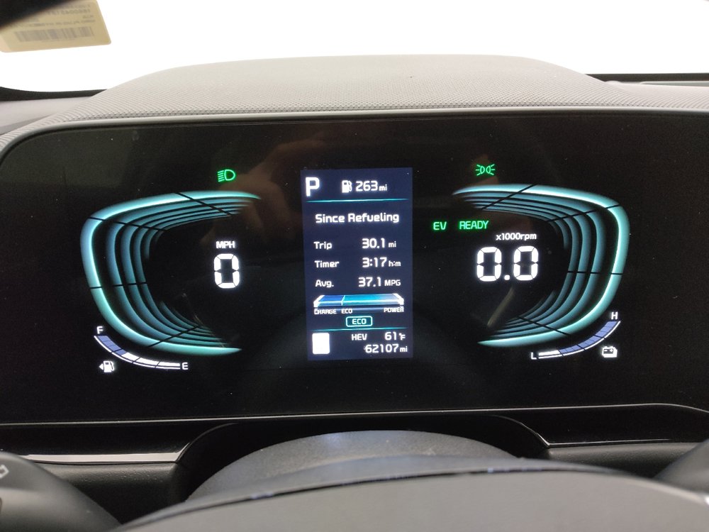 Used 2023 Kia Niro EX image 23