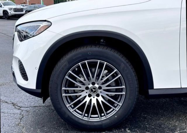 New 2026 Mercedes-Benz GLC 300 4MATIC image 8