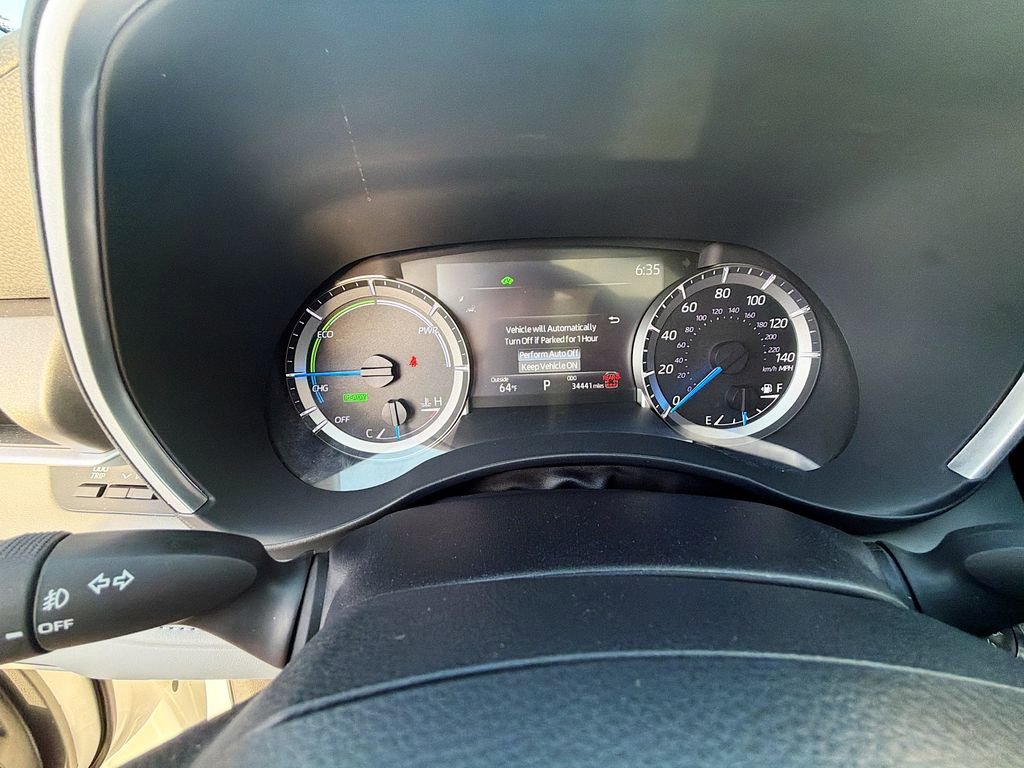 Used 2025 Toyota Highlander XLE AWD/4WD image 39