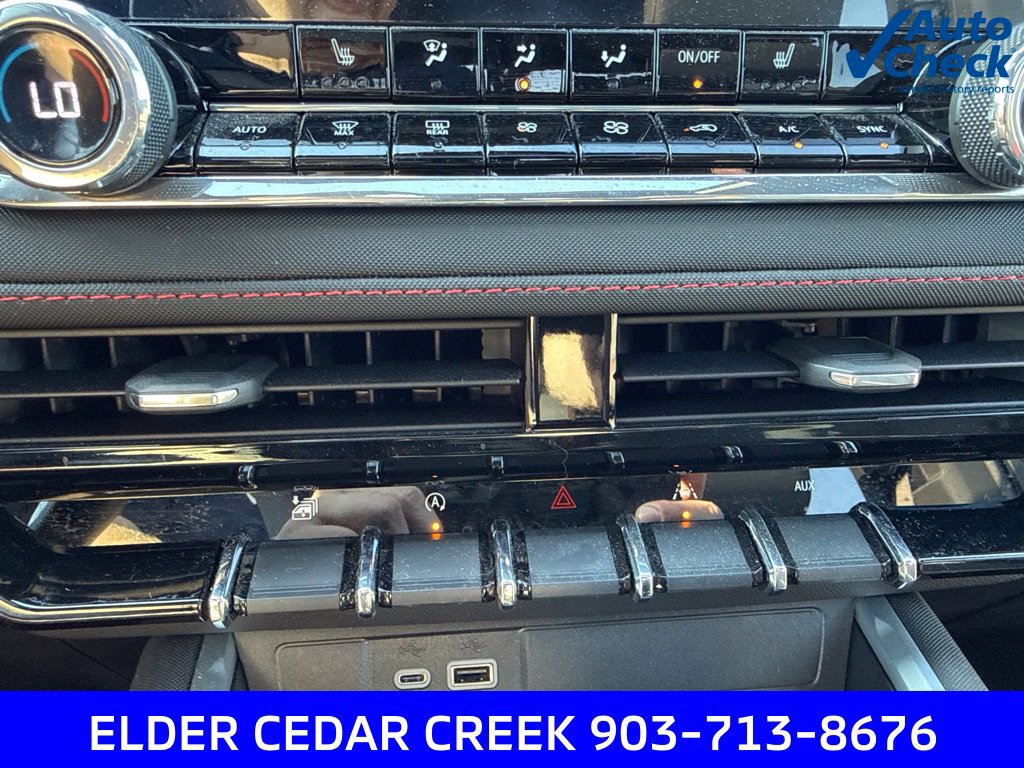 Used 2024 Chevrolet Colorado Z71 w/ Z71 Convenience Package 2 AWD/4WD image 30