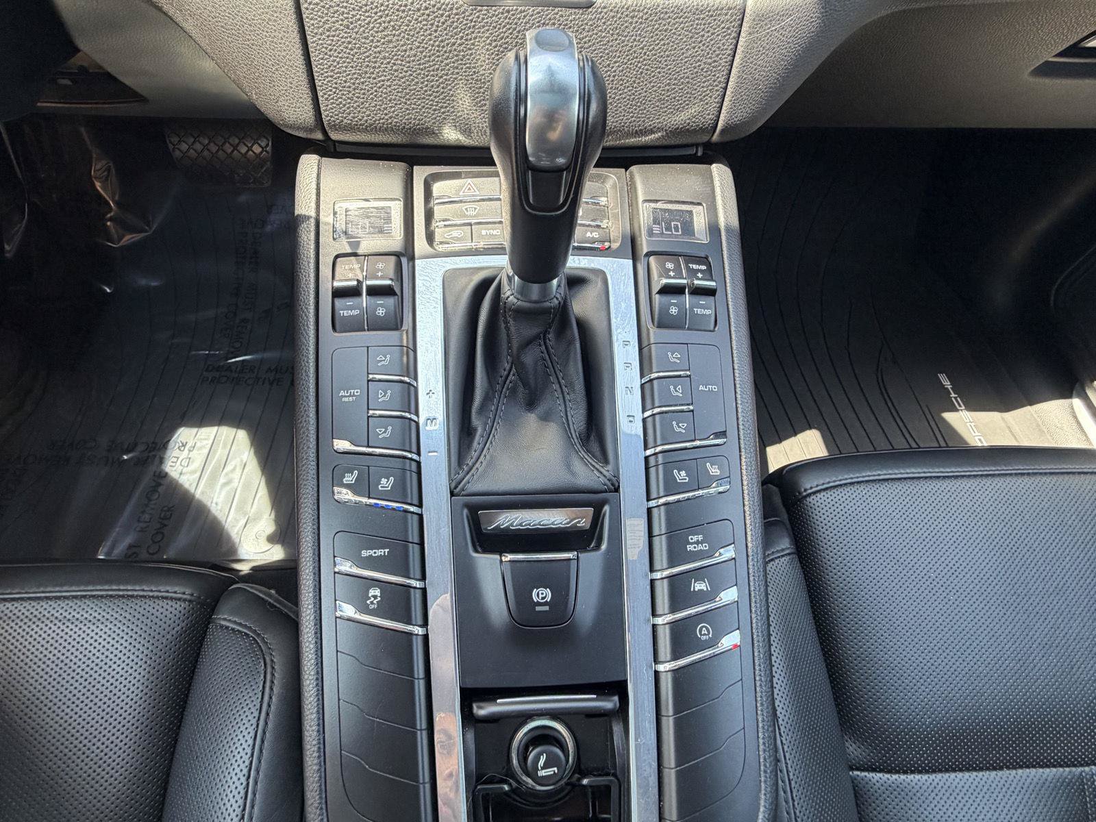 Used 2018 Porsche Macan S AWD/4WD image 17