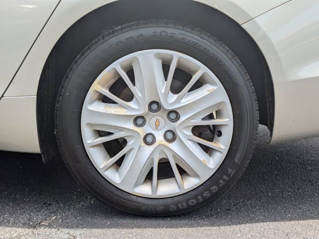 Used 2015 Chevrolet Impala LS w/ LS Convenience Package FWD image 13