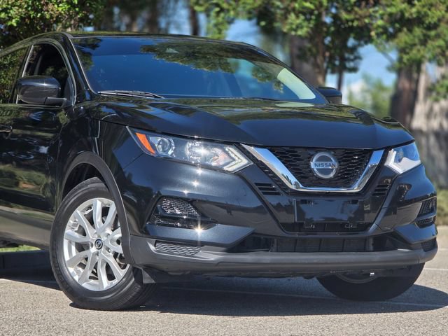 Used 2021 Nissan Rogue Sport S AWD/4WD image 2
