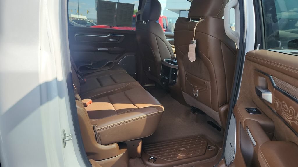 Used 2024 RAM 1500 Limited AWD/4WD image 12