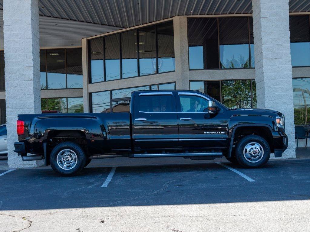 Used 2018 GMC Sierra 3500 Denali w/ Duramax Plus Package AWD/4WD image 2