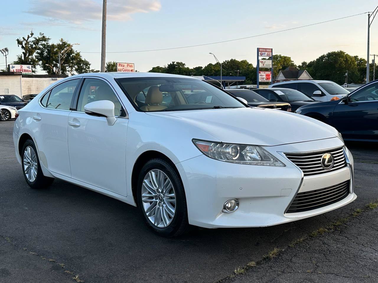 Used 2013 Lexus ES 350 w/ Luxury Pkg FWD image 12