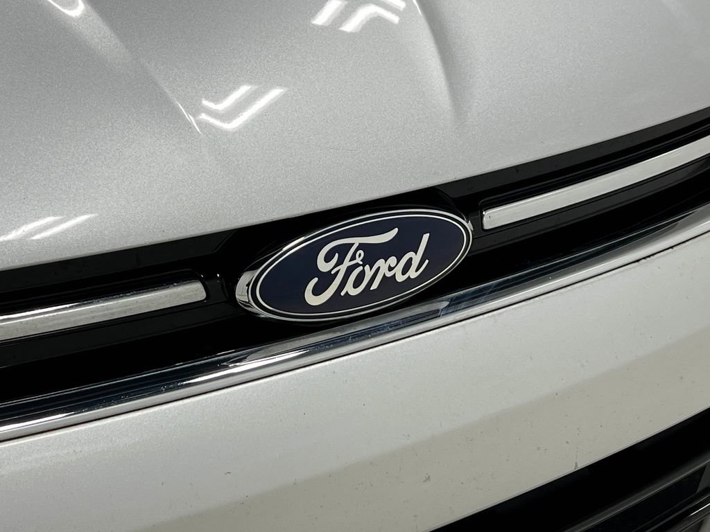 Used 2016 Ford Escape Titanium image 36