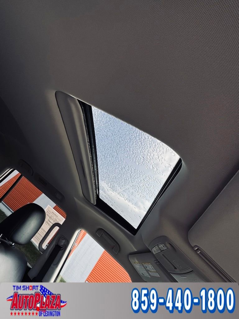 Used 2024 Nissan Armada Platinum w/ Captain's Chairs Package image 60