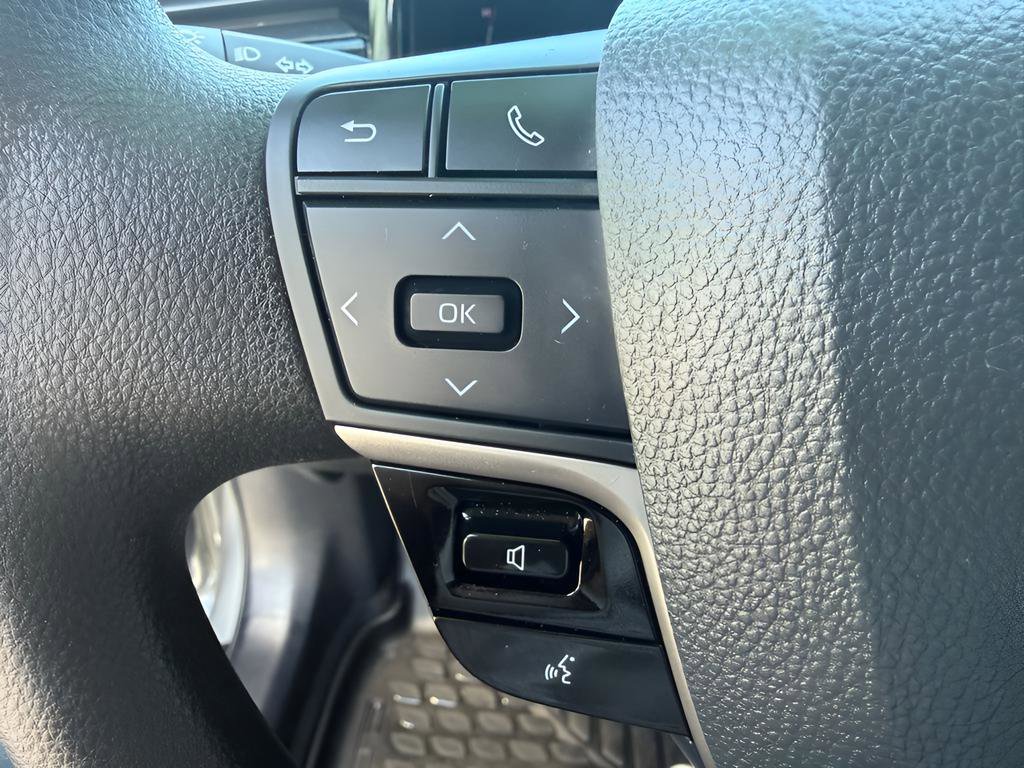 Used 2025 Toyota Camry LE image 15