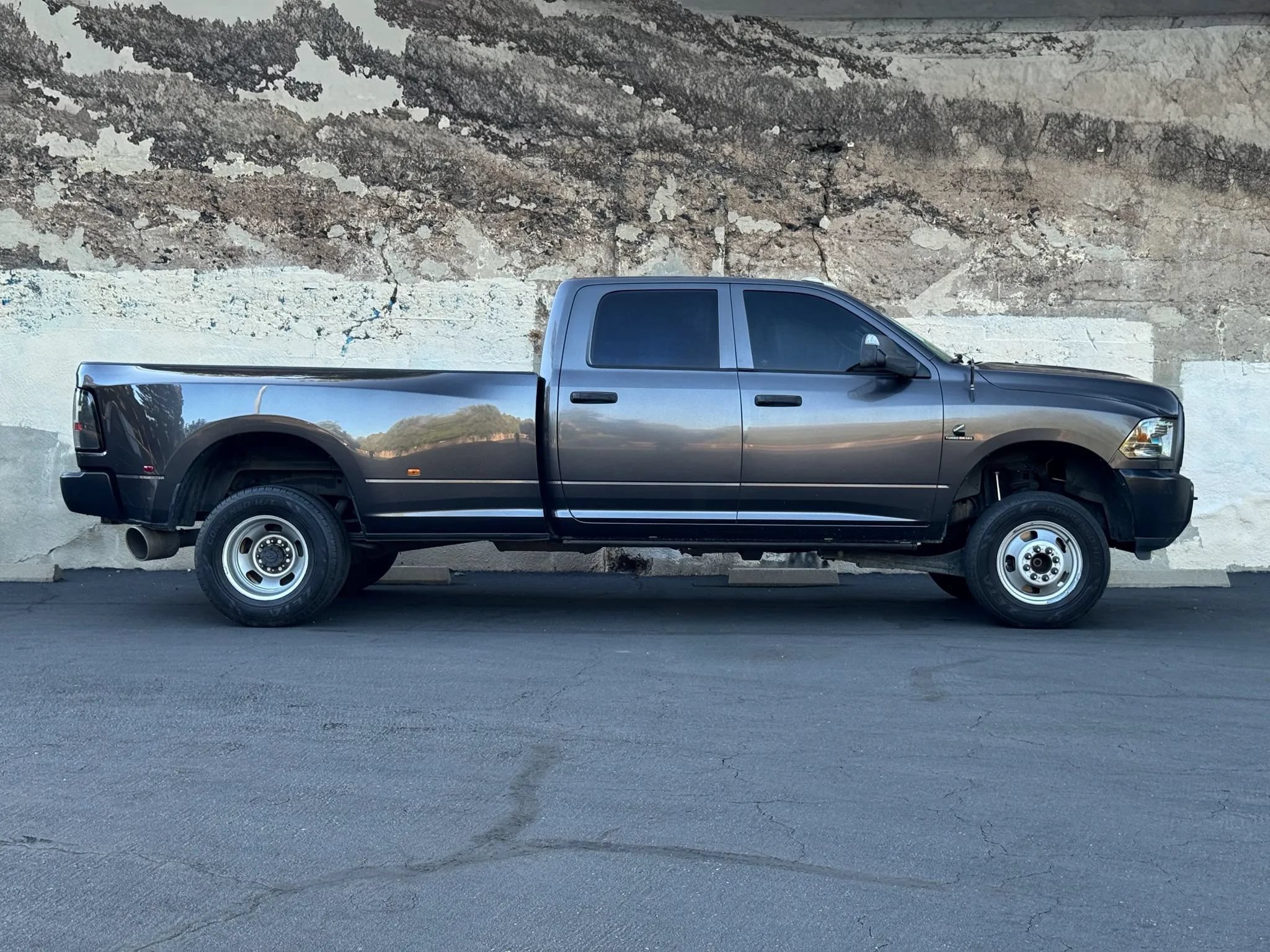 Used 2018 RAM 3500 Tradesman w/ Popular Equipment Group AWD/4WD image 3