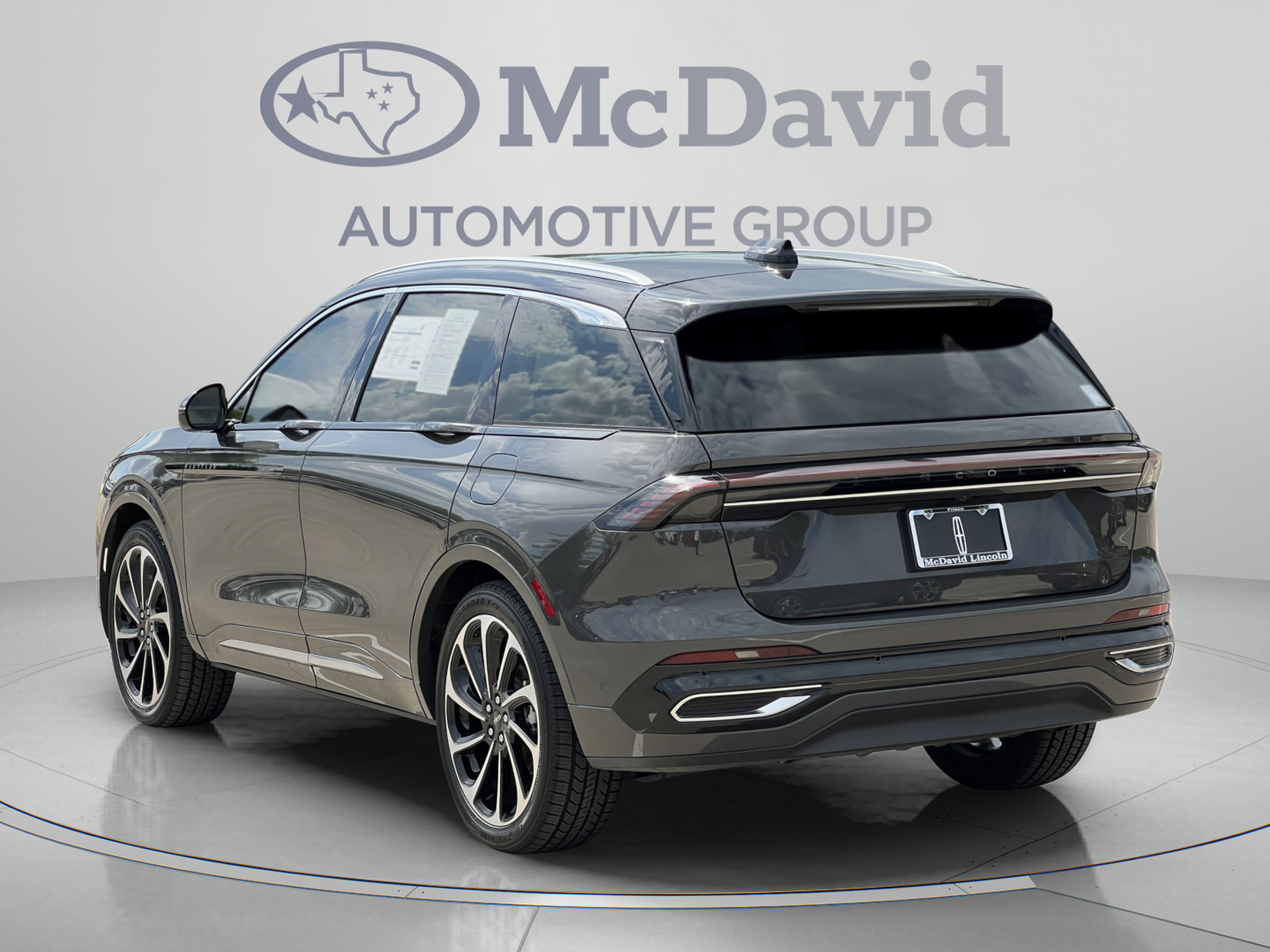 Certified 2024 Lincoln Nautilus Black Label AWD/4WD image 5