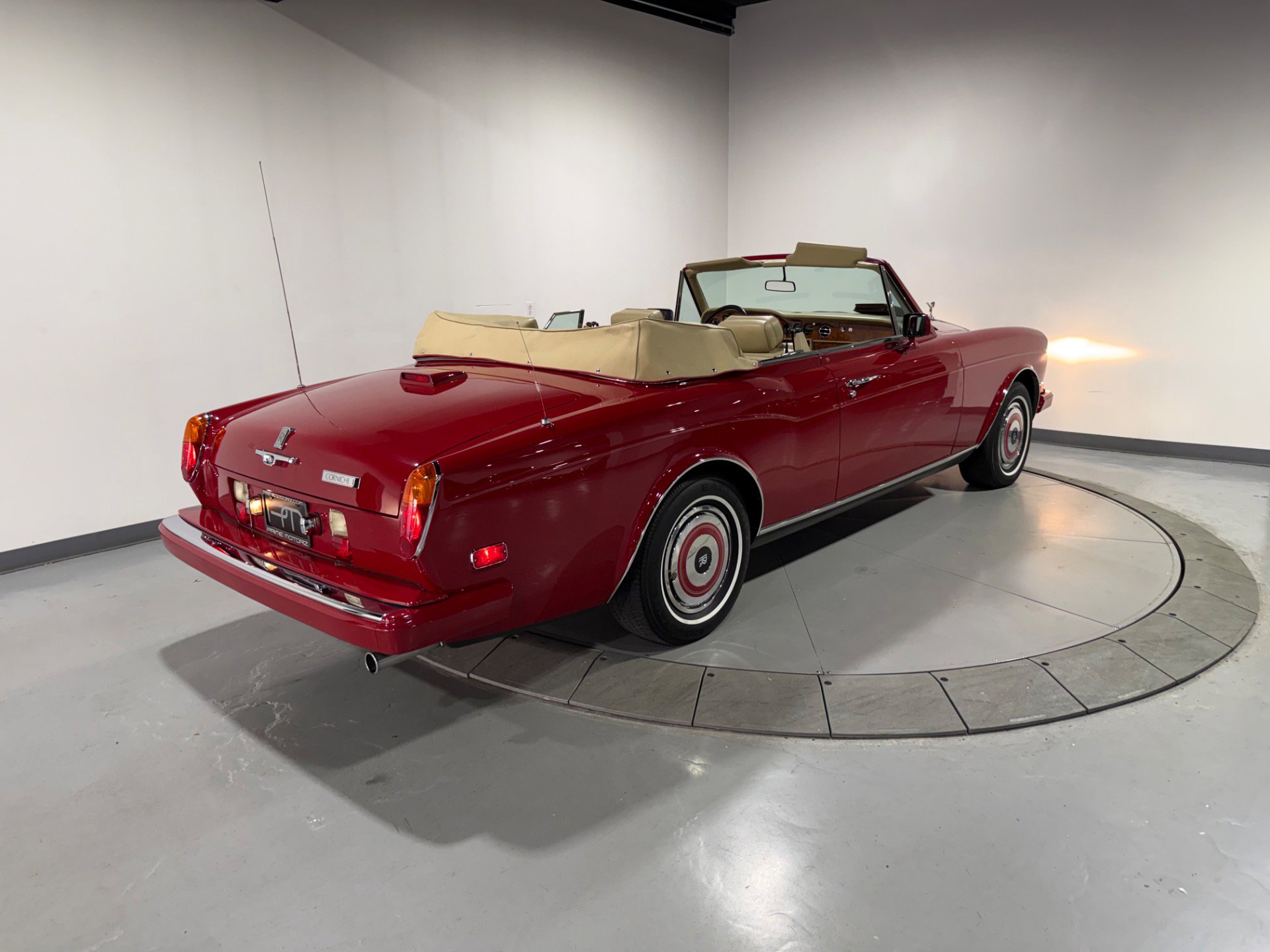 Used 1988 Rolls-Royce Corniche II image 24