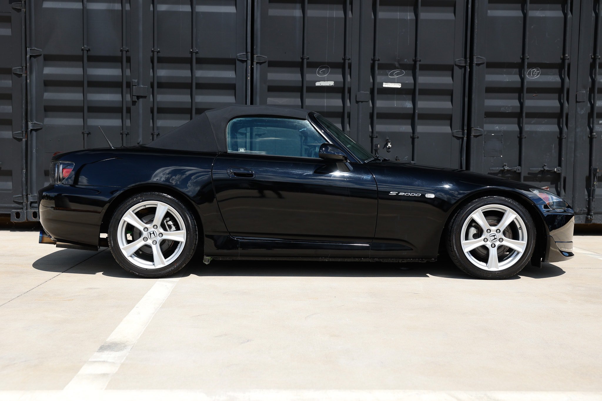 Used 2008 Honda S2000 image 17