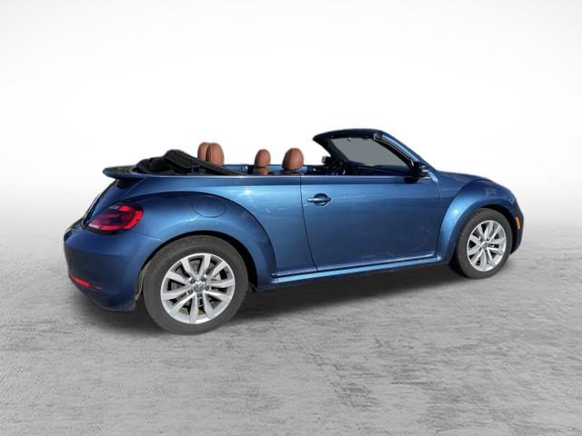 Used 2017 Volkswagen Beetle 1.8T Classic image 7