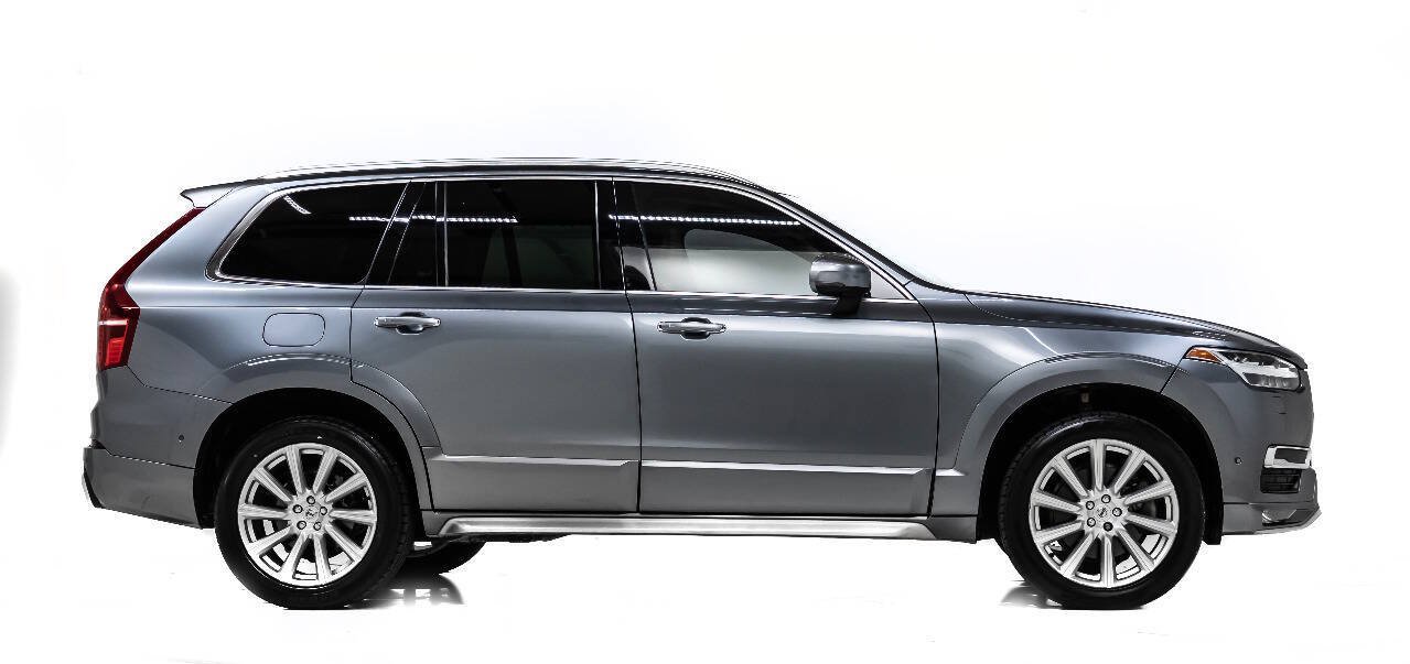 Used 2016 Volvo XC90 T6 Inscription w/ Vision Package AWD/4WD image 5