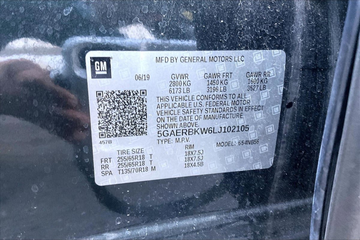 Used 2020 Buick Enclave Essence image 34