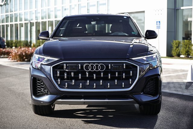 New 2026 Audi Q8 Premium image 13