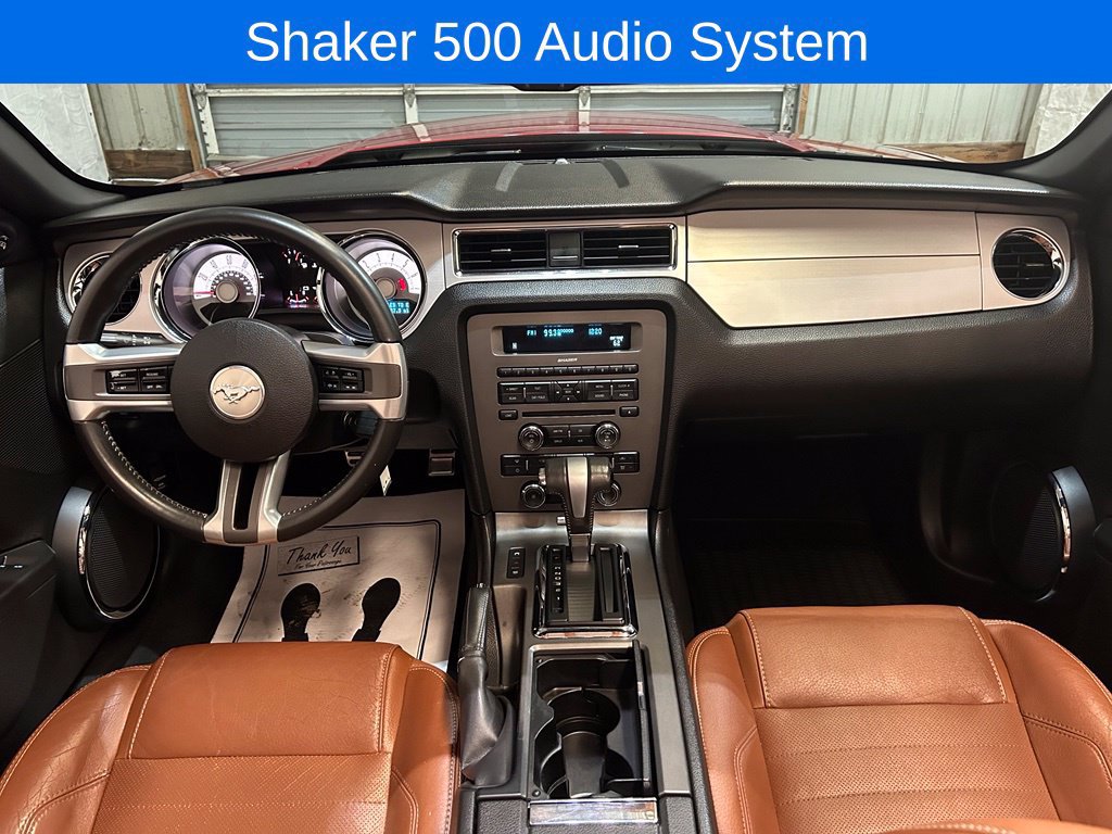 Used 2010 Ford Mustang Convertible RWD image 2