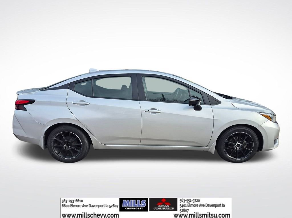 Used 2023 Nissan Versa SR w/ Trunk Package FWD image 4