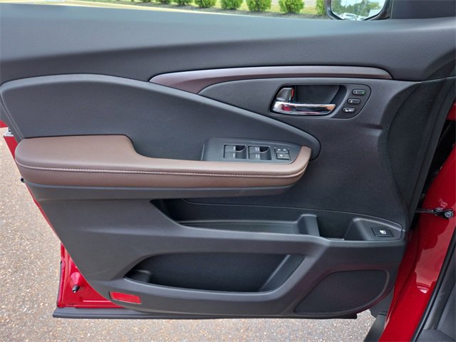 New 2025 Honda Ridgeline RTL image 9