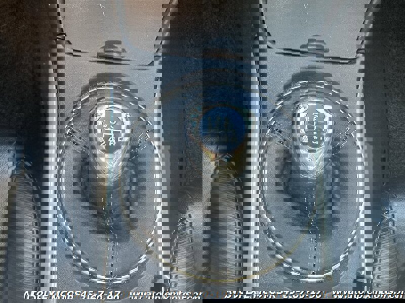 Used 2004 MAZDA RX-8 w/ MT Grand Touring Pkg image 22