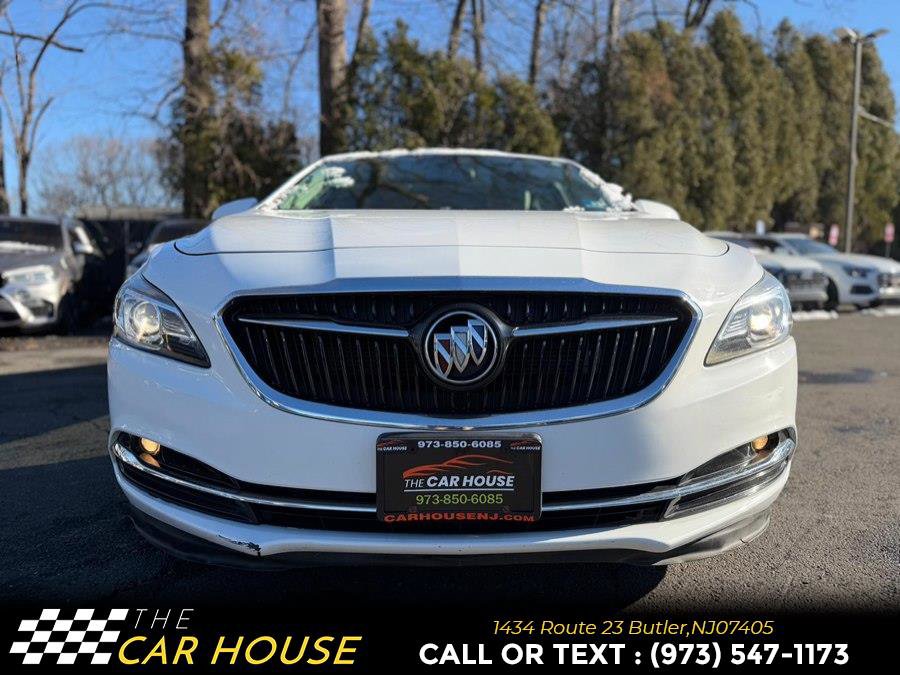 Used 2017 Buick LaCrosse Premium image 3