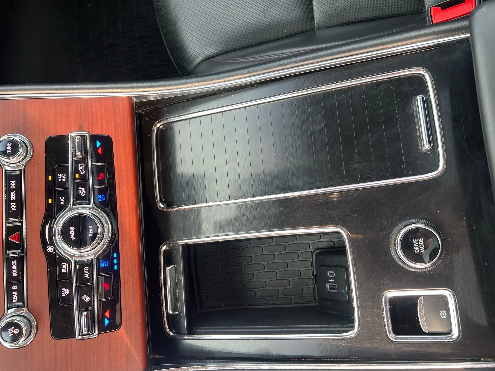 Used 2023 Lincoln Aviator Grand Touring w/ Equipment Group 301A image 29