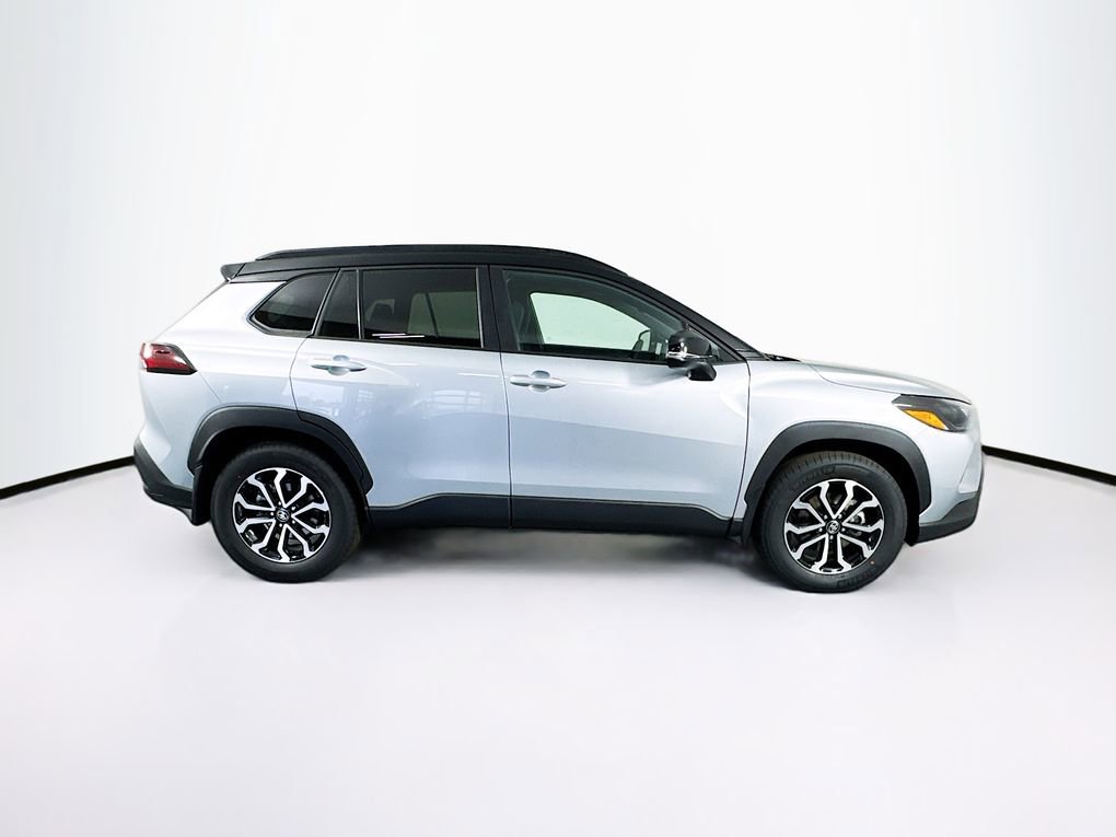 New 2026 Toyota Corolla Cross SE image 10