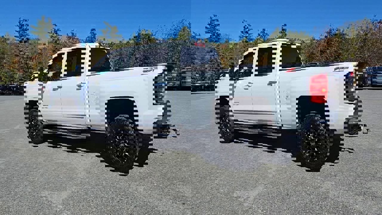 Used 2019 Chevrolet Silverado 2500 LTZ w/ Vortec Plus Package image 42