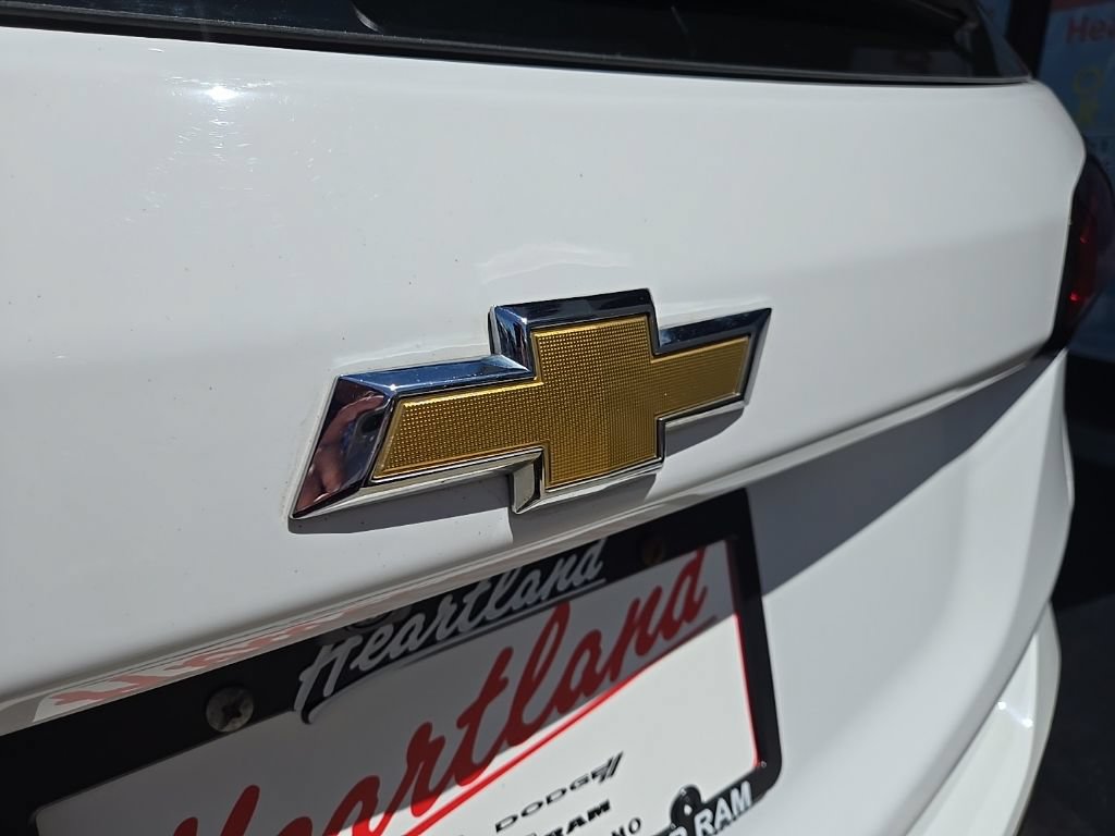 Used 2023 Chevrolet Equinox LS FWD image 22