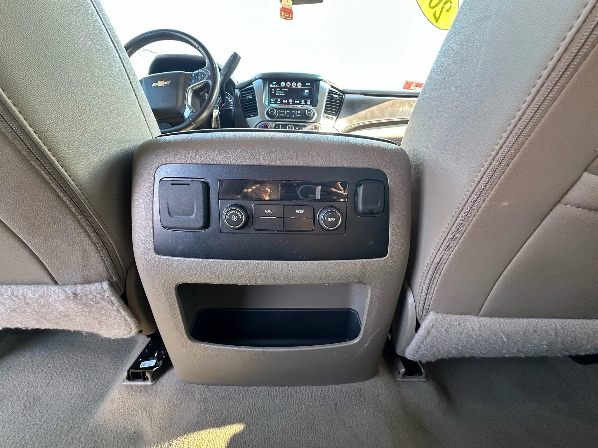 Used 2019 Chevrolet Suburban LT image 13