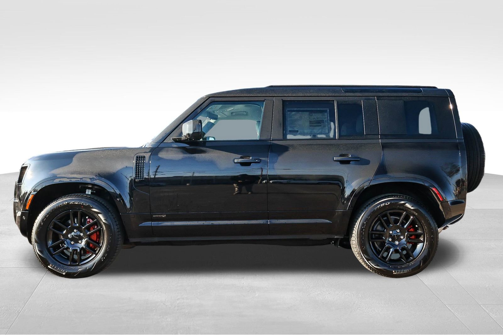 New 2026 Land Rover Defender 110 X AWD/4WD image 7