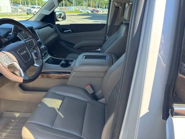 Used 2020 GMC Yukon SLT w/ Open Road Package AWD/4WD image 16
