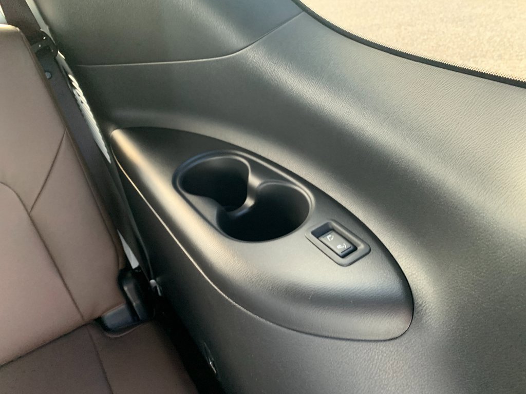 Used 2024 Nissan Armada Platinum w/ Captain's Chairs Package image 35