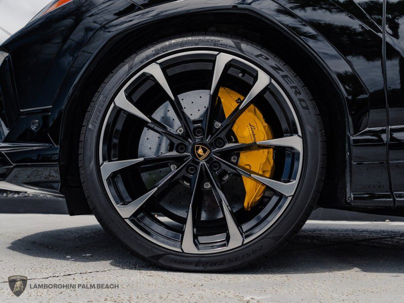 Used 2024 Lamborghini Urus S image 33