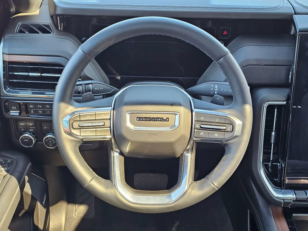 Used 2026 GMC Yukon XL Denali w/ Sun & Power Step Package AWD/4WD image 22
