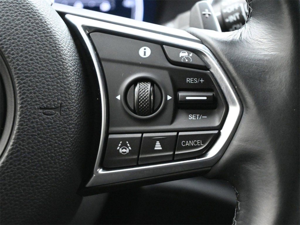 Used 2023 Acura MDX SH-AWD image 9