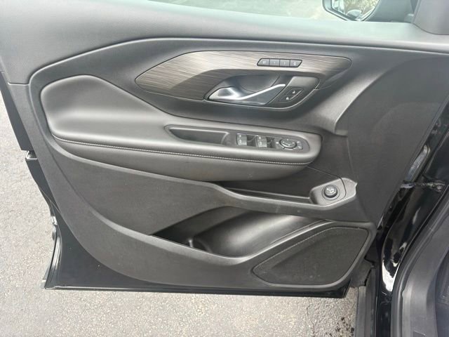 Certified 2023 GMC Terrain SLT w/ Elevation Edition image 17