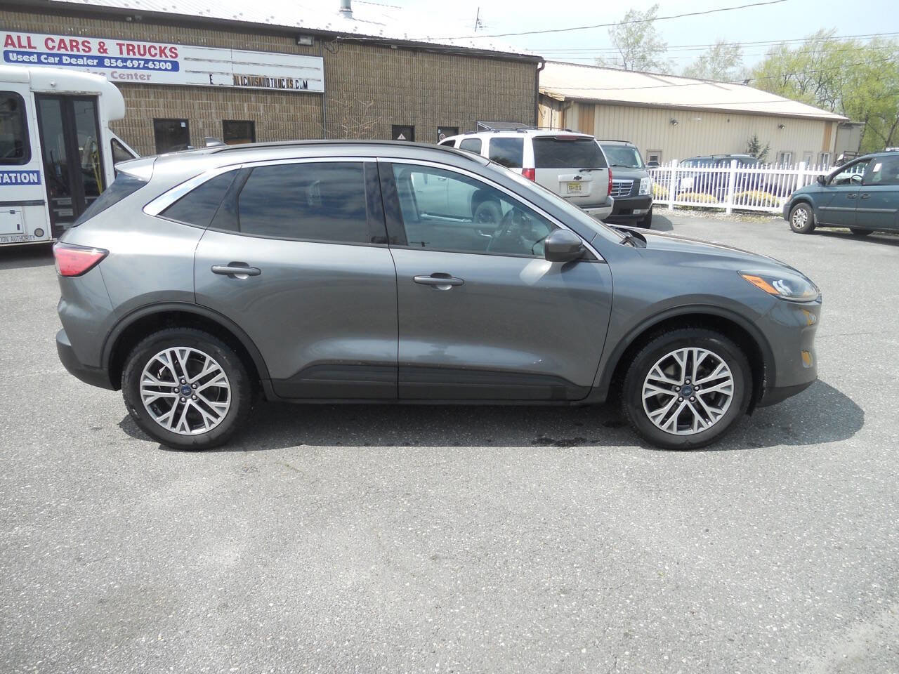 Used 2021 Ford Escape SEL image 5