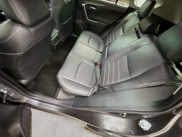 Used 2023 Toyota RAV4 XLE Premium image 24
