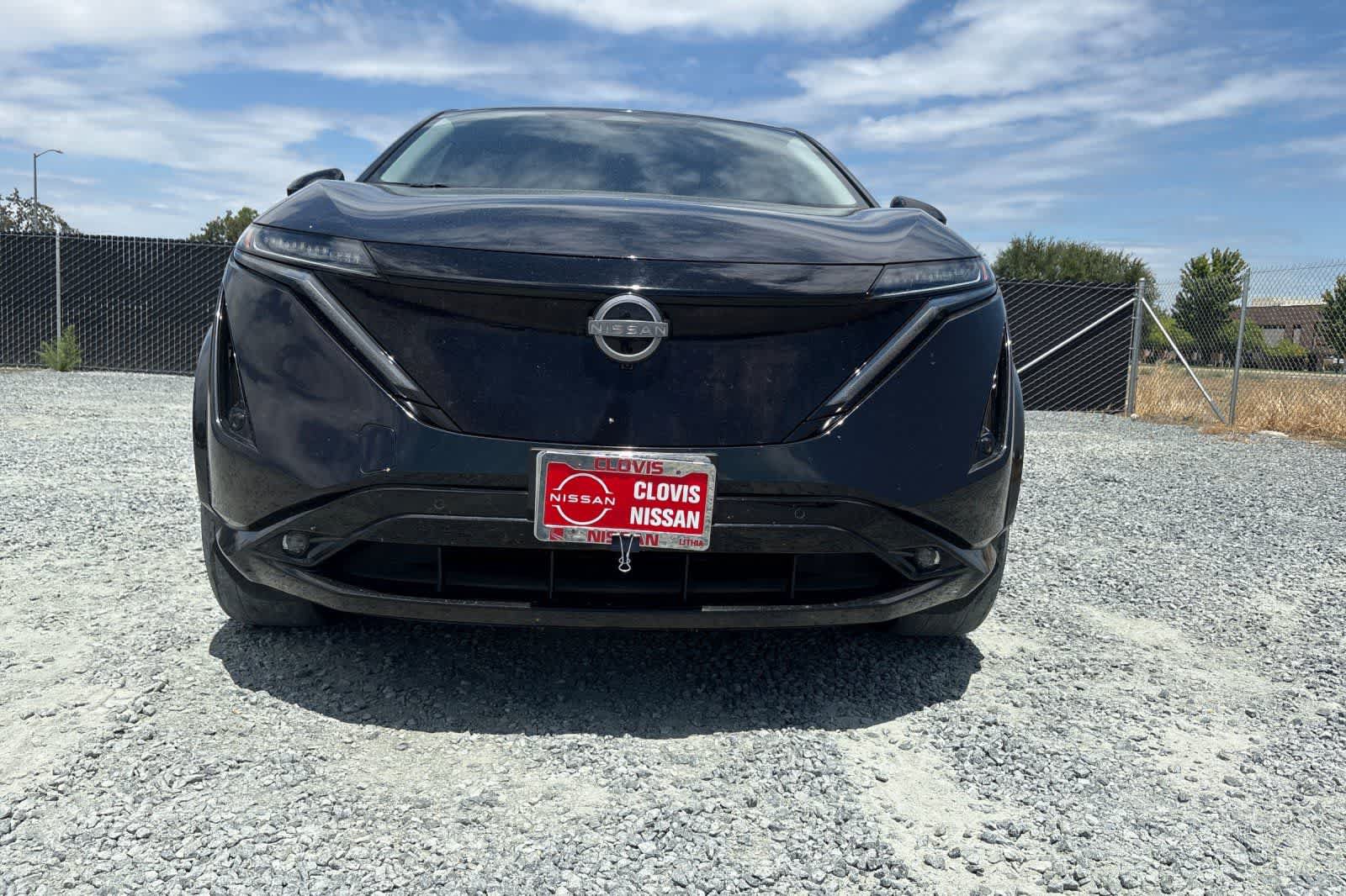 Used 2024 Nissan Ariya FWD image 11