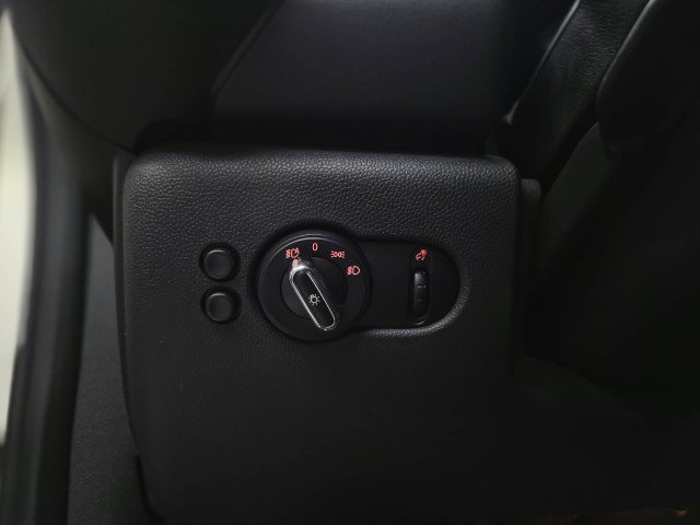 Used 2017 MINI Cooper 2-Door Hardtop FWD image 27