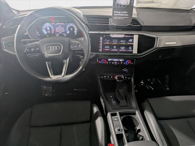 New 2025 Audi Q3 2.0T Premium w/ Black Optic Sport Package AWD/4WD image 16