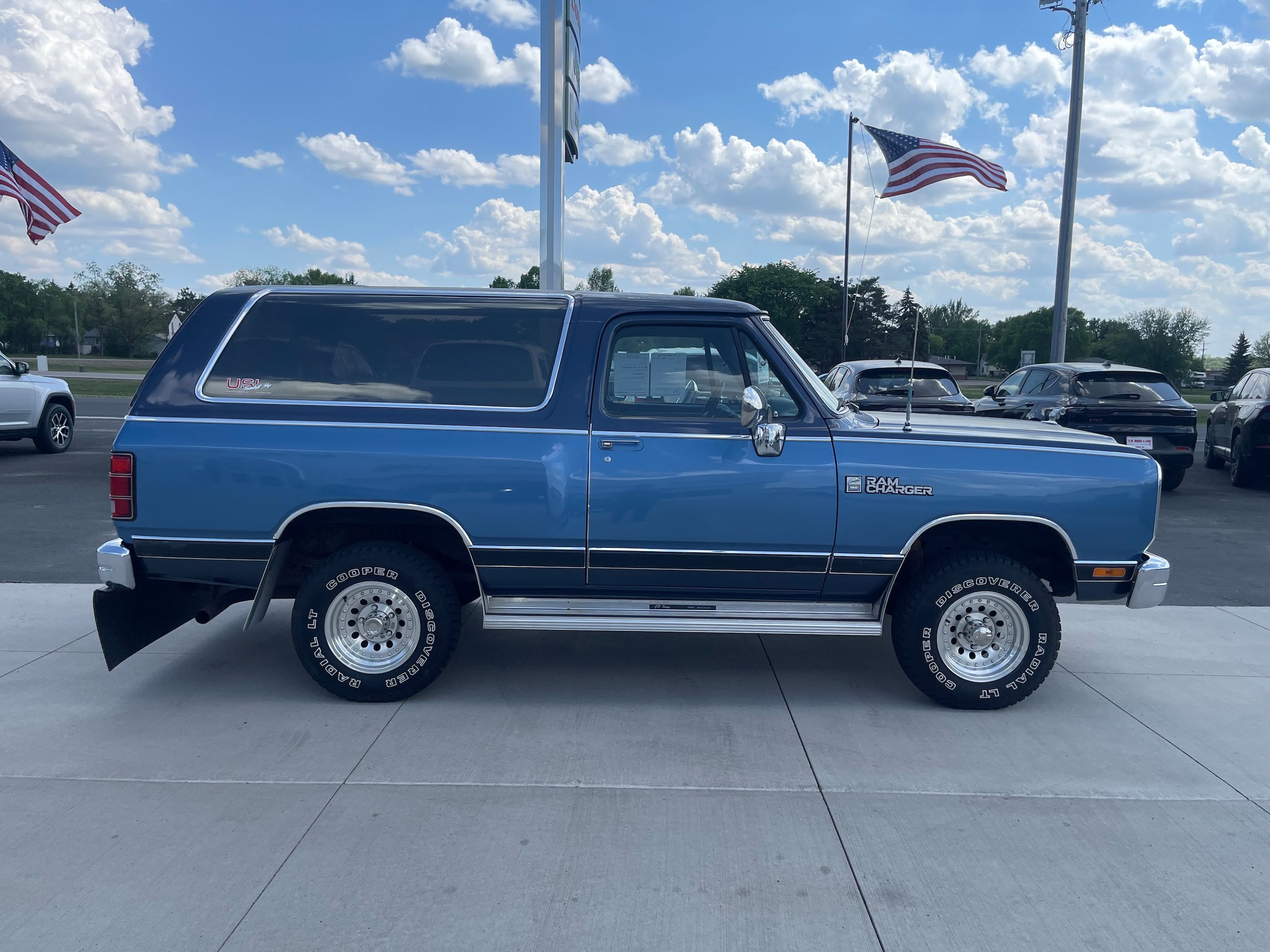 Used 1988 Dodge Ramcharger 4WD image 8