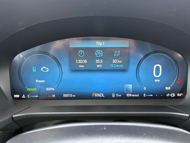 New 2025 Ford Escape SE w/ PHEV Premium Package FWD image 15