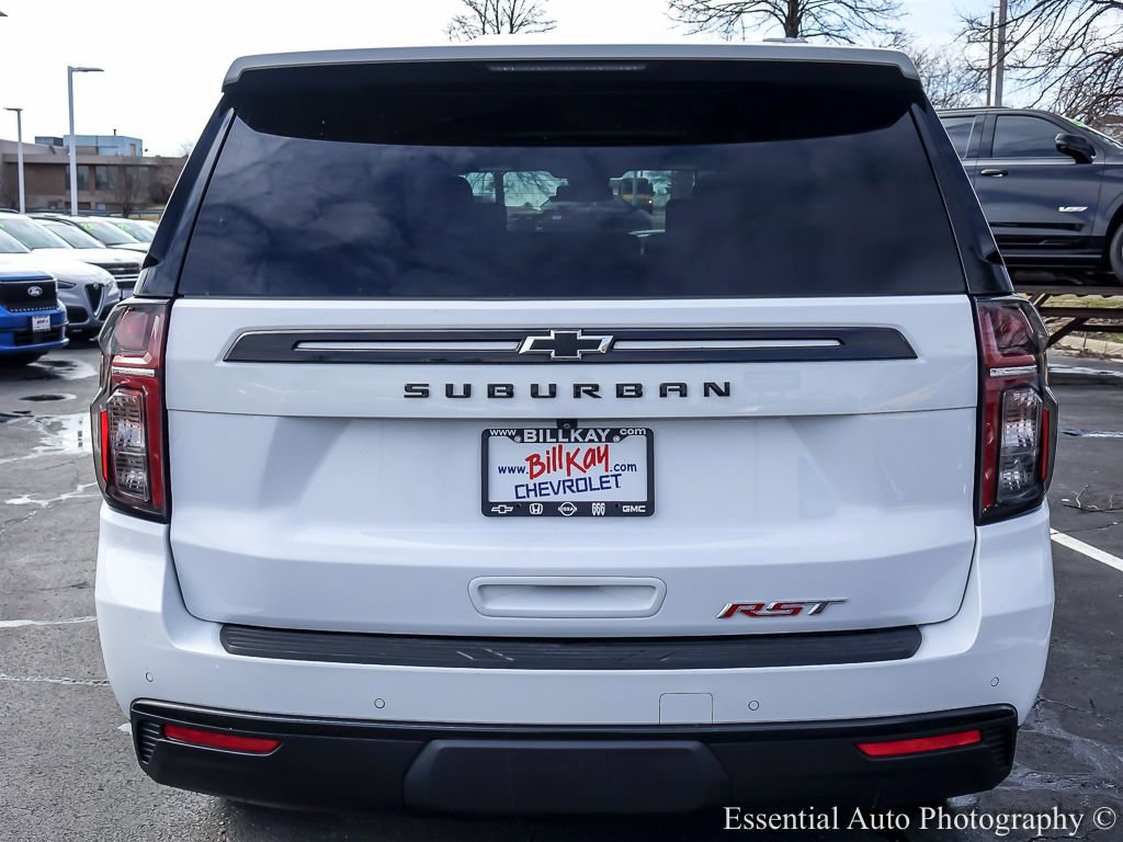 Used 2024 Chevrolet Suburban RST w/ Luxury Package image 8
