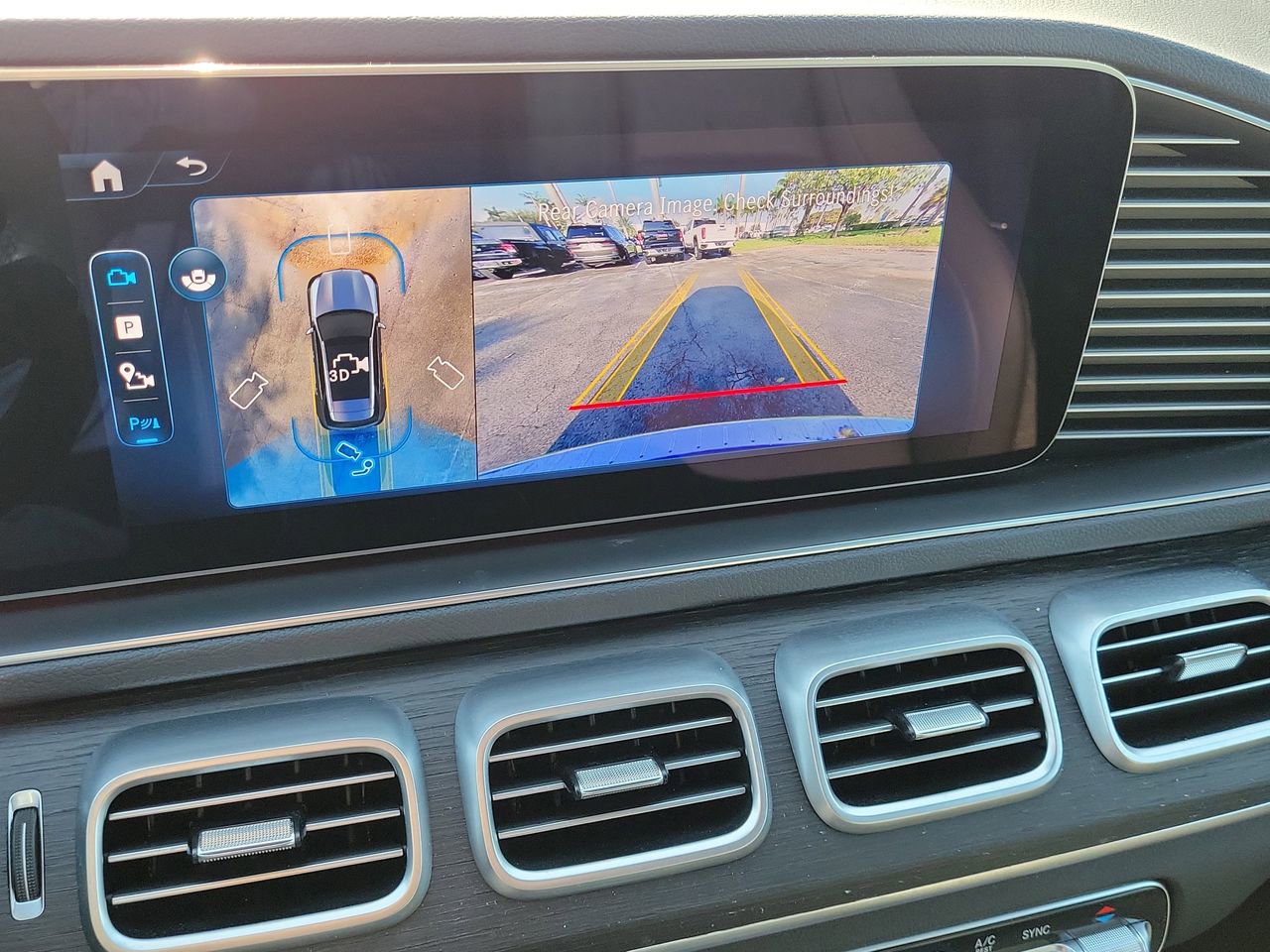 Used 2025 Mercedes-Benz GLE 350 4MATIC image 31