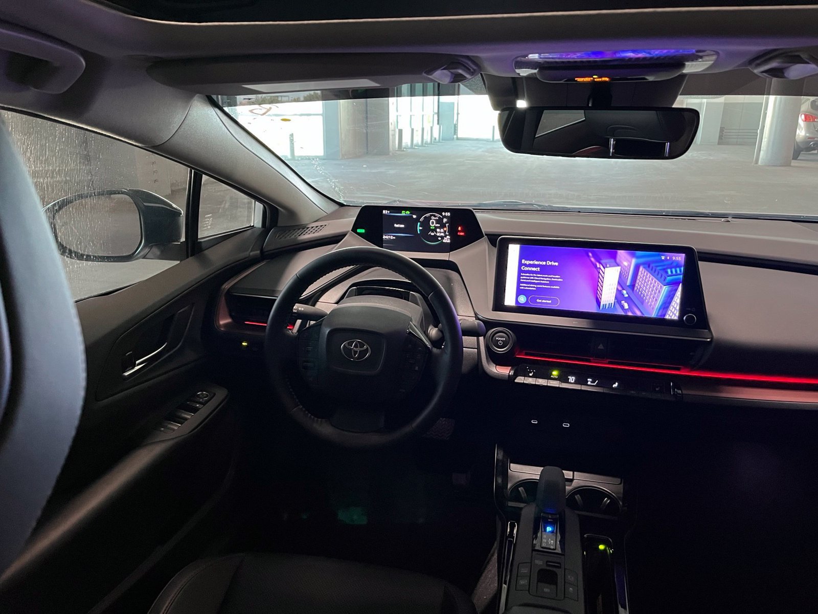 Used 2024 Toyota Prius Prime FWD image 41